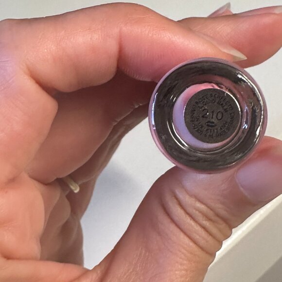 BNIB Givenchy Rose Perfecto Liquid Balm 210 Pink Nude - Picture 5 of 5